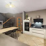 בית נופש Gorgeous In Puisserguier